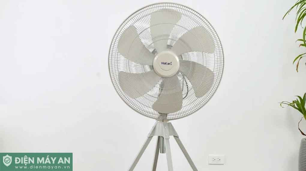 Quạt đứng công nghiệp Hatari 6 cánh IQ25M1 213W